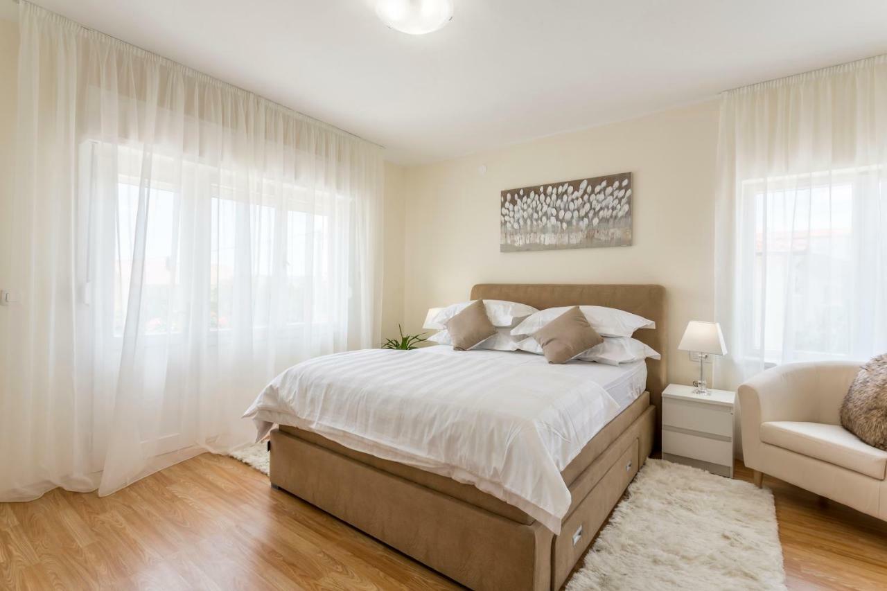 Mise Luxury Apartments Kaštela Exteriör bild