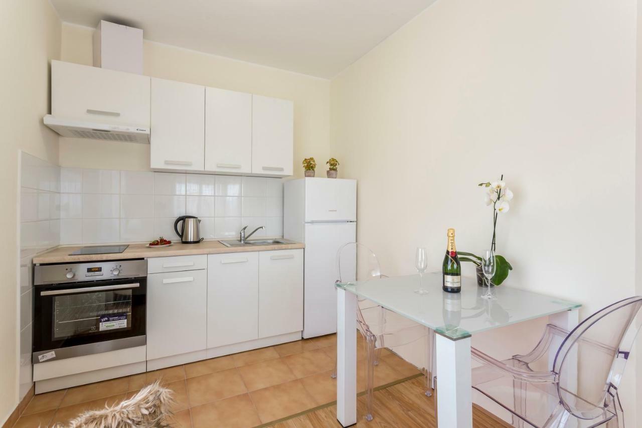 Mise Luxury Apartments Kaštela Exteriör bild