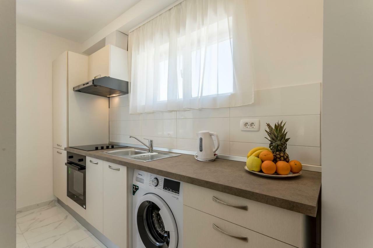 Mise Luxury Apartments Kaštela Exteriör bild