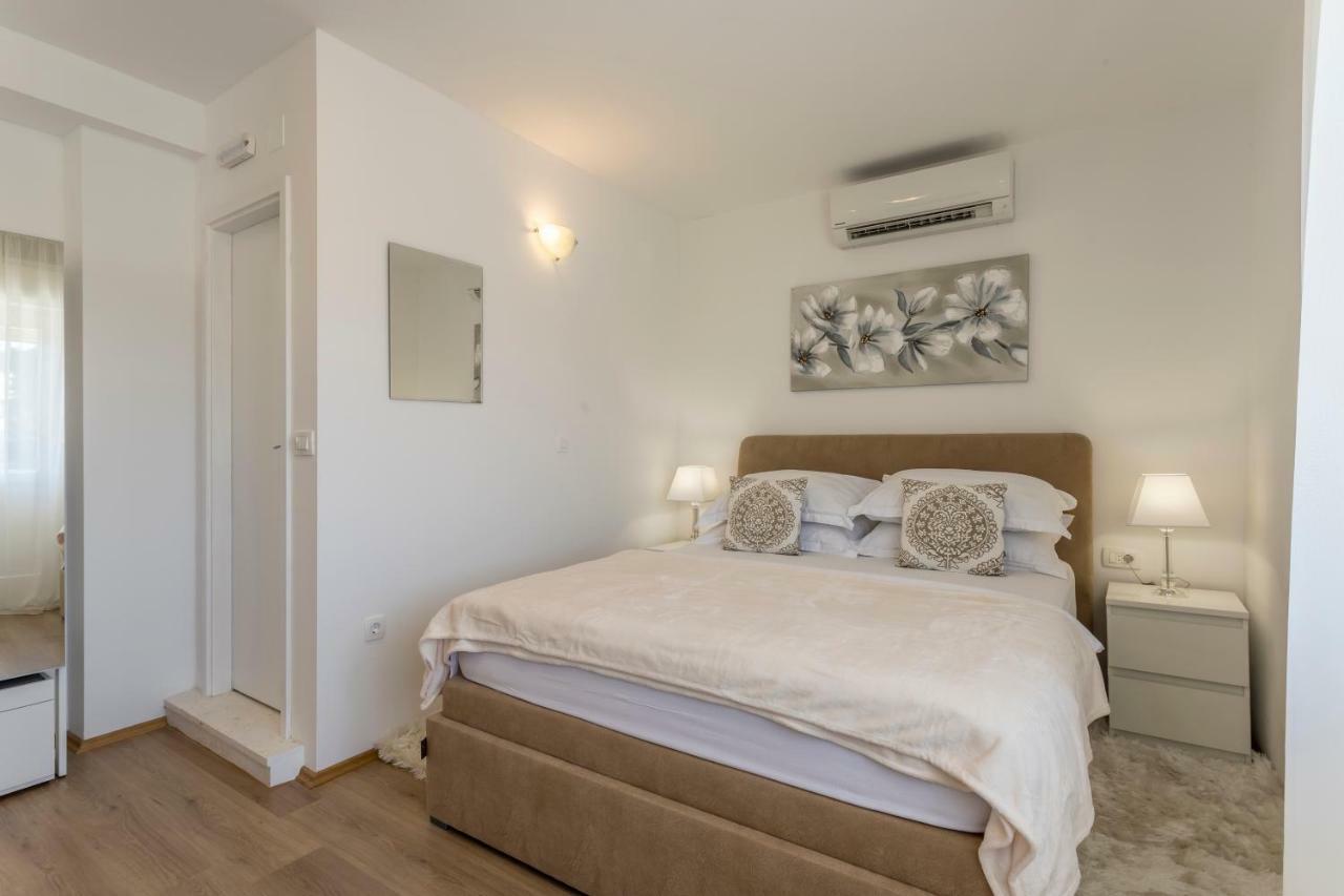 Mise Luxury Apartments Kaštela Exteriör bild